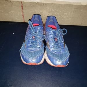 Mizuno running shoes